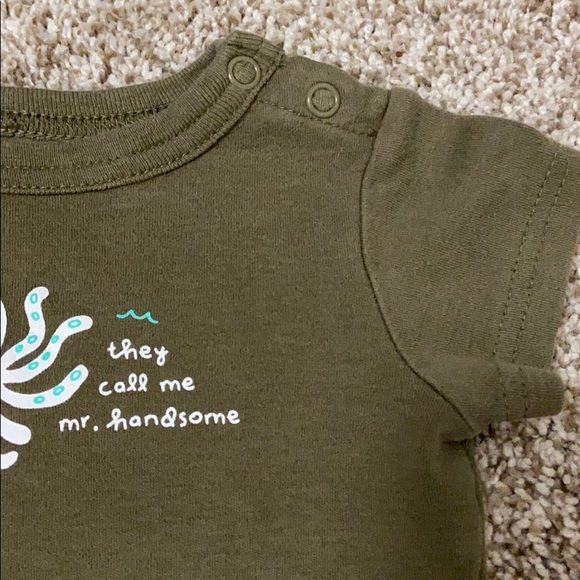🚨4/$15🚨 Joe Fresh Olive Green Octopus Onesie - Picture 4 of 6